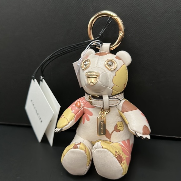 NWT Coach Bear Bag Charm Floral Cluster Print Leather Flowers Keychain Fob Gold - Picture 2 of 6